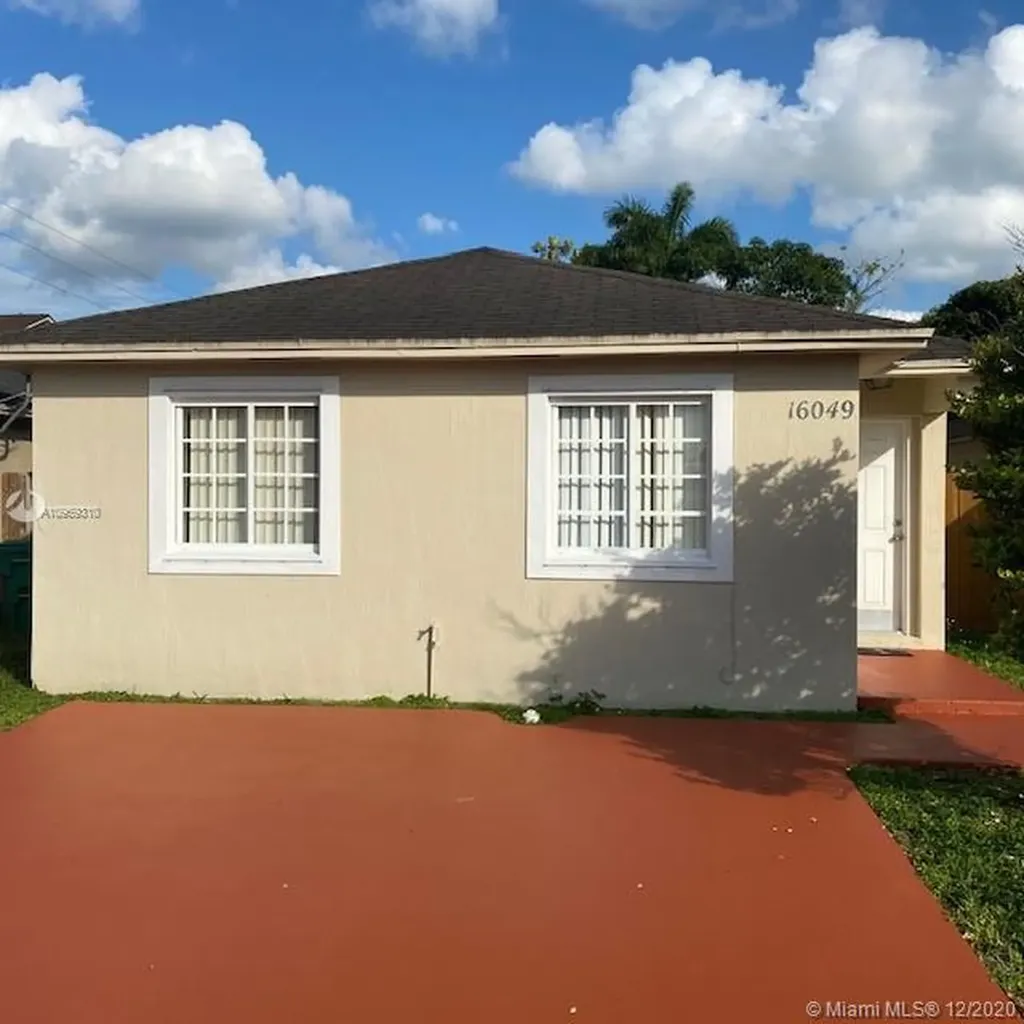 16049 SW 139th Avenue Miami FL 33177