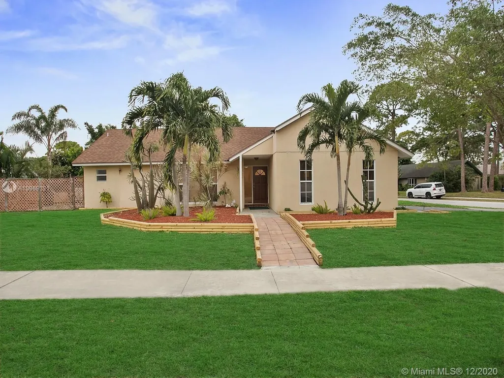 4003 NW 8th Court Delray Beach FL 33445