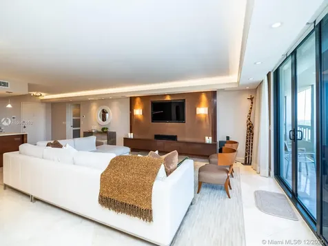 9801 Collins Avenue Bal Harbour FL 33154