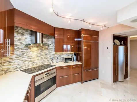 9801 Collins Avenue Bal Harbour FL 33154