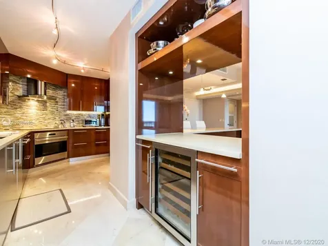 9801 Collins Avenue Bal Harbour FL 33154