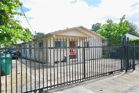 576 NE 70th Street Miami FL 33138