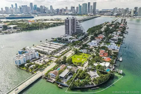 1141 N Venetian Drive Miami FL 33139