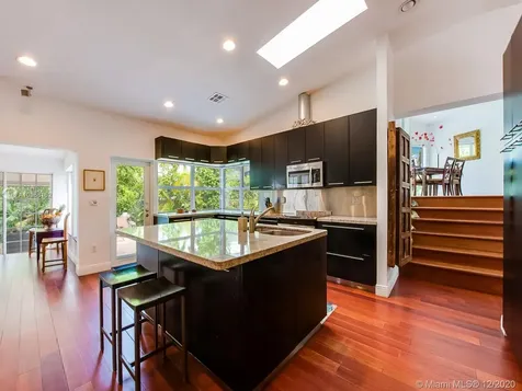 691 Ridgewood Road Key Biscayne FL 33149
