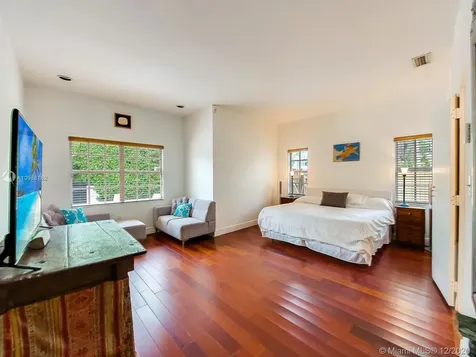 691 Ridgewood Road Key Biscayne FL 33149