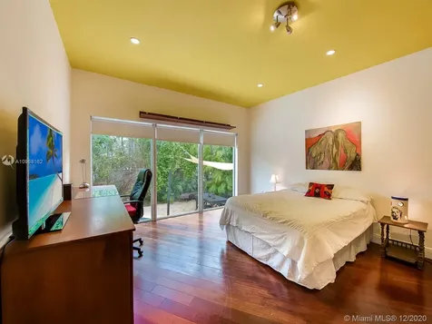 691 Ridgewood Road Key Biscayne FL 33149