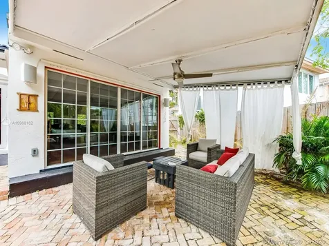 691 Ridgewood Road Key Biscayne FL 33149