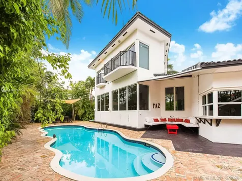 691 Ridgewood Road Key Biscayne FL 33149