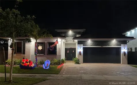 15942 SW 44th Street Miami FL 33185