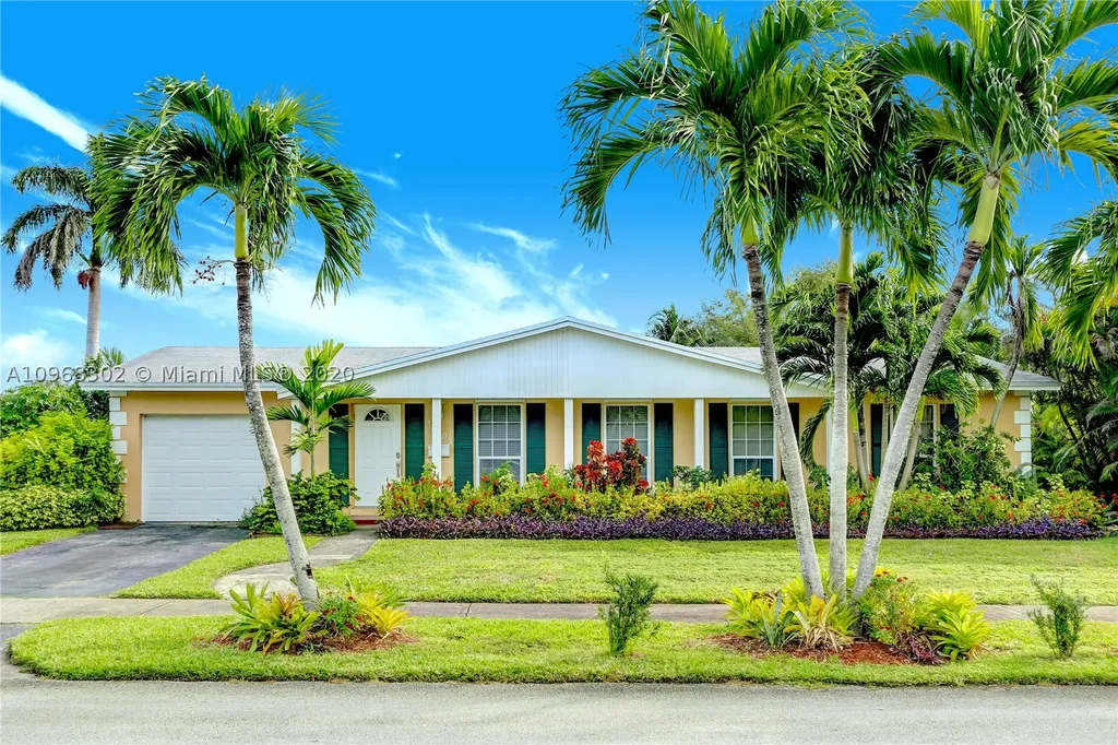 18003 SW 93rd Avenue Palmetto Bay FL 33157