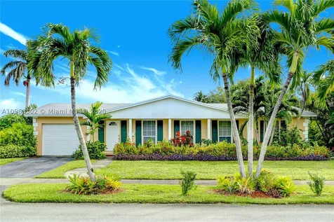 18003 SW 93rd Avenue Palmetto Bay FL 33157