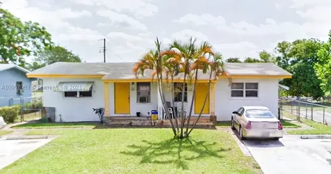 129 NW 14th Avenue Delray Beach FL 33444