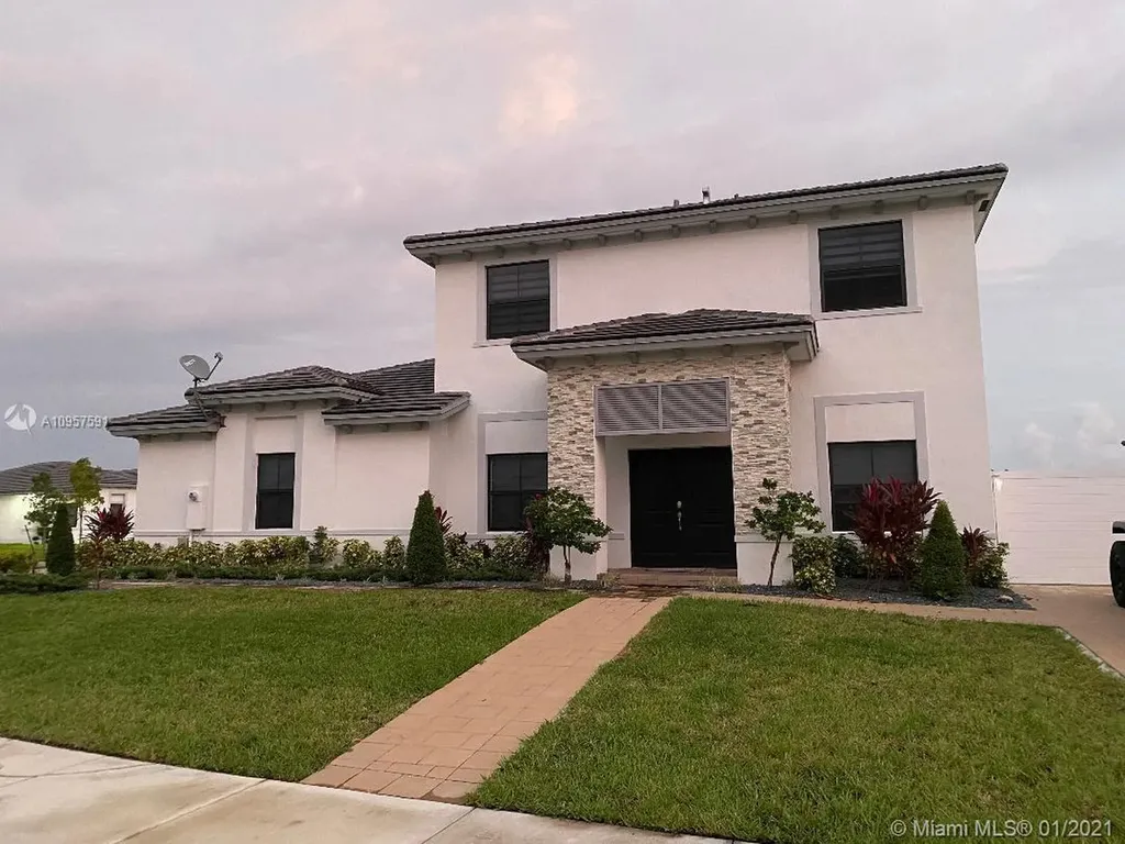 18955 SW 136th Avenue Miami FL 33177