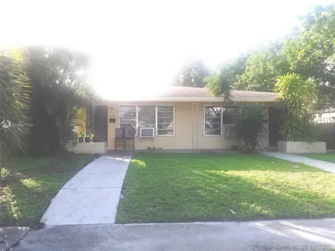 16980 NE 21st Avenue North Miami Beach FL 33162
