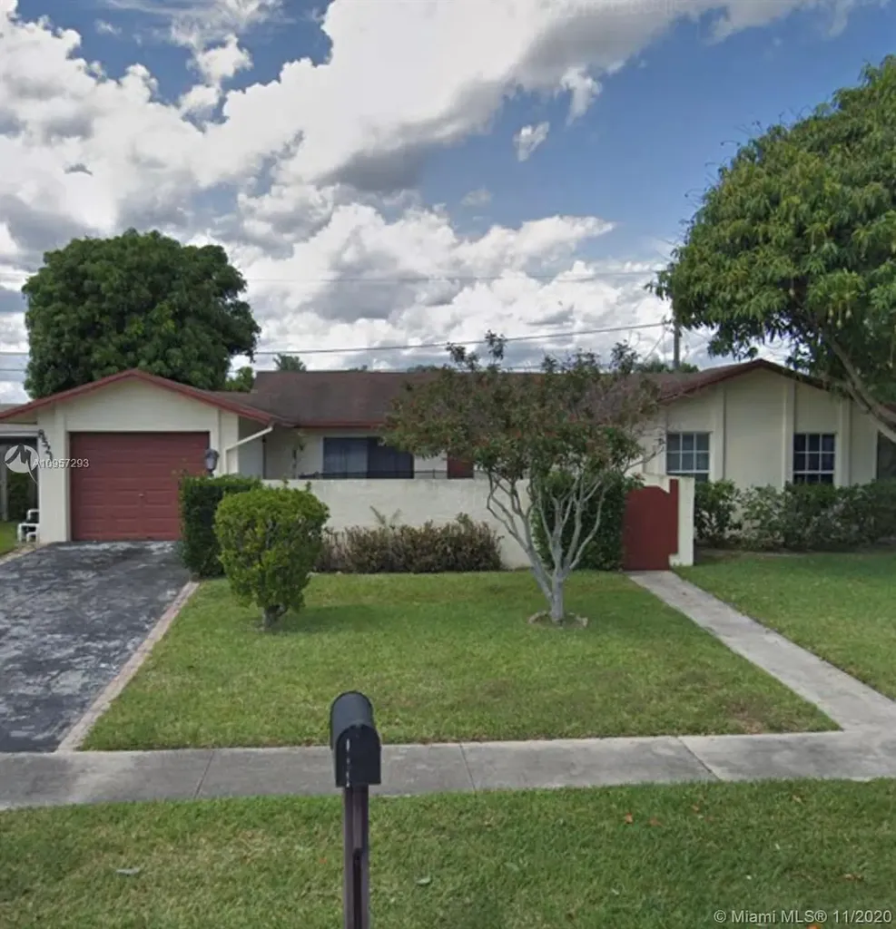 8521 NW 45th Court Lauderhill FL 33351