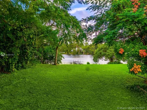 6315 SW 48th Street Miami FL 33155