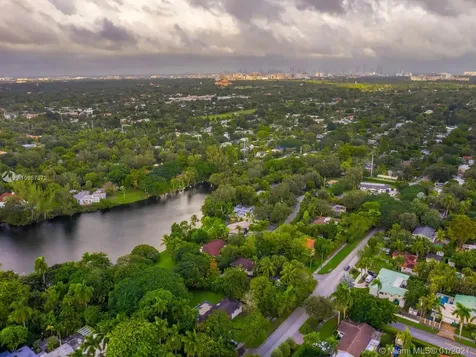 6315 SW 48th Street Miami FL 33155