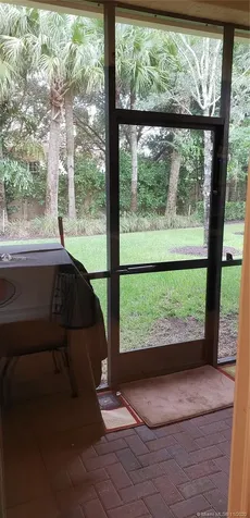 137 SW 127th Terrace Plantation FL 33325