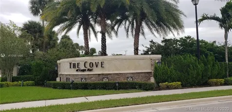 137 SW 127th Terrace Plantation FL 33325