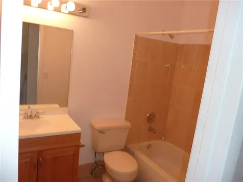 19840 SW 87th Place Cutler Bay FL 33157