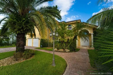 9365 SW 98th Avenue Miami FL 33176