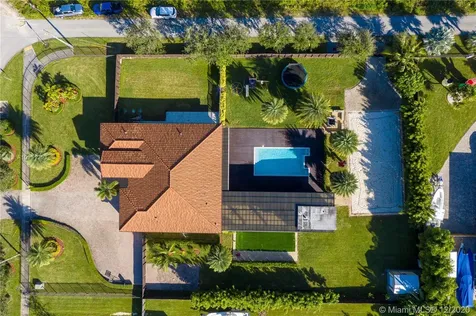 27615 SW 172nd Avenue Homestead FL 33031