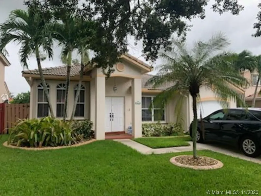 14134 N Cypress Cove Circle Davie FL 33325