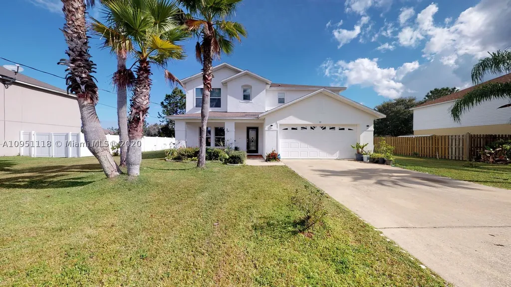 32 Lamour Lane Palm Coast FL 32137
