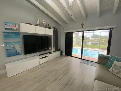 2100 Sweet Gum Avenue Pembroke Pines FL 33026