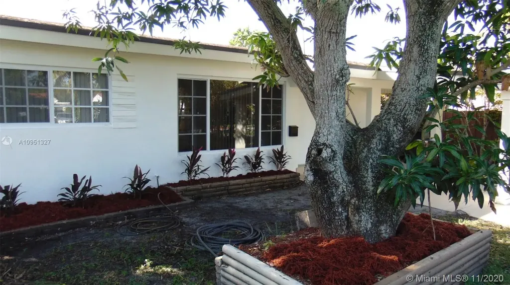 1950 NE 180th Street North Miami Beach FL 33162