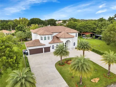 17011 SW 62nd Court Southwest Ranches FL 33331