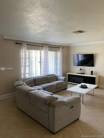 7208 NW 77th Street Tamarac FL 33321