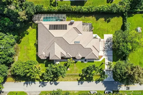 11810 NW 5th Court Plantation FL 33325