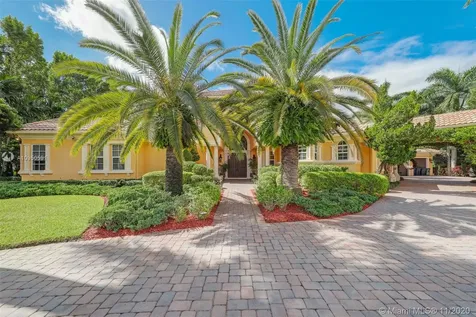2947 Lake Ridge Lane Weston FL 33332