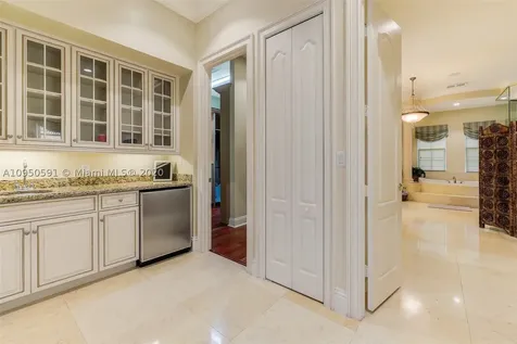 2947 Lake Ridge Lane Weston FL 33332