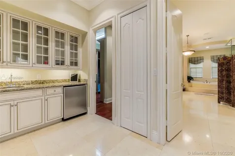 2947 Lake Ridge Lane Weston FL 33332