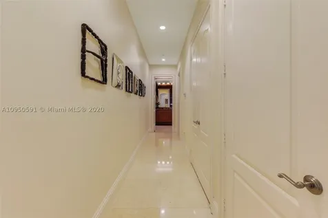 2947 Lake Ridge Lane Weston FL 33332