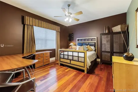 2947 Lake Ridge Lane Weston FL 33332