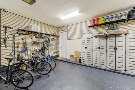 2947 Lake Ridge Lane Weston FL 33332