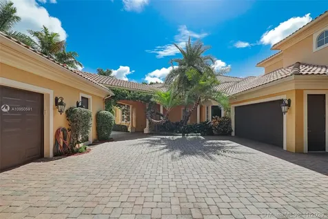 2947 Lake Ridge Lane Weston FL 33332