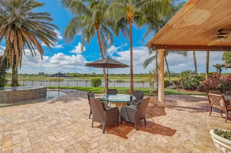 2947 Lake Ridge Lane Weston FL 33332