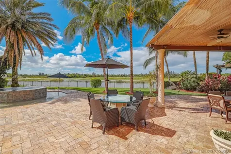 2947 Lake Ridge Lane Weston FL 33332