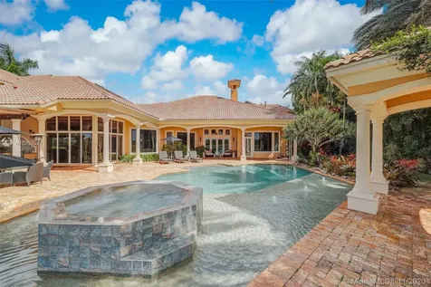 2947 Lake Ridge Lane Weston FL 33332