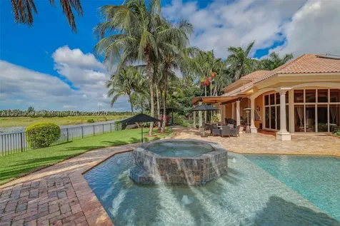 2947 Lake Ridge Lane Weston FL 33332