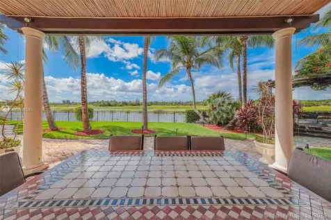 2947 Lake Ridge Lane Weston FL 33332