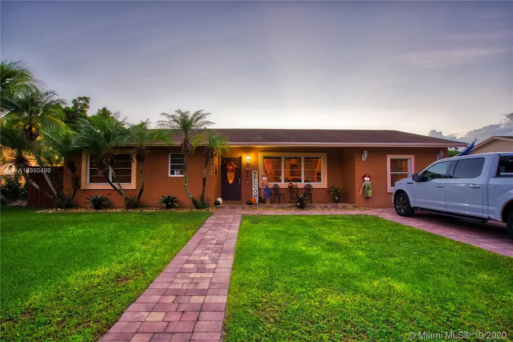6532 SW 148th Court Miami FL 33193