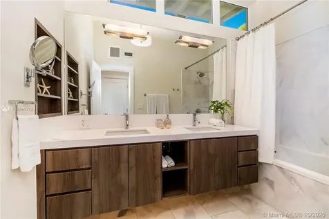 375 Hampton Lane Key Biscayne FL 33149