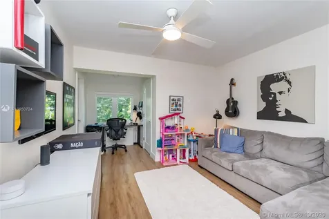 375 Hampton Lane Key Biscayne FL 33149