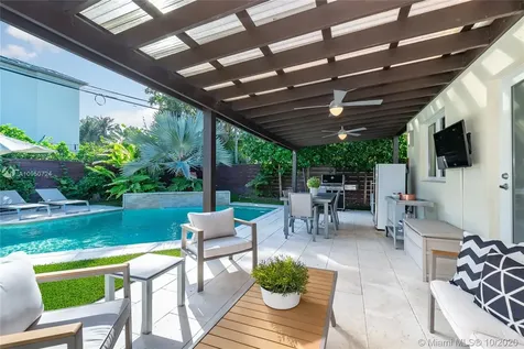 375 Hampton Lane Key Biscayne FL 33149