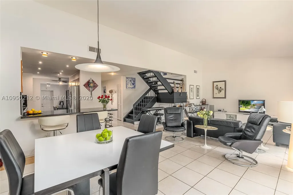 10184 NW 52nd Terrace Doral FL 33178